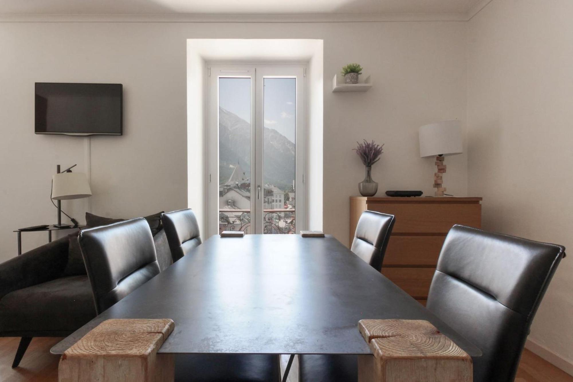 Nook 42 - The Loft - Central 2Br W/ Balcony Views Chamonix Exterior photo